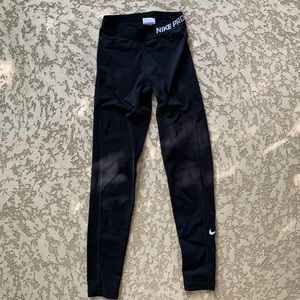 Black Nike Pro Leggings